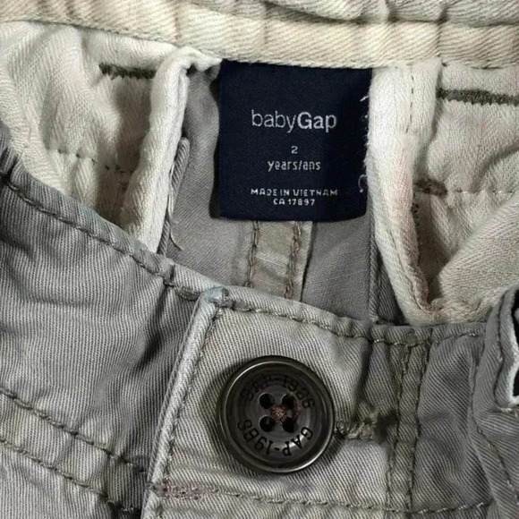 4/$20 Baby Gap Gray Cargo  Shorts - Picture 5 of 5